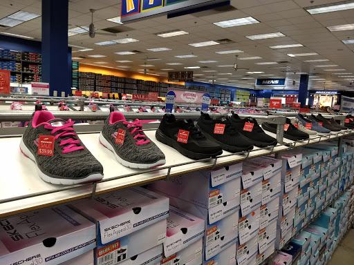 Shoe Store «SKECHERS Factory Outlet», reviews and photos, 1304 S Harbor Blvd, Fullerton, CA 92832, USA