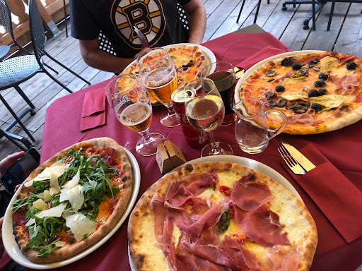 Ristorante Pizzeria 5 Torri in Cortina dAmpezzo, Provincia di Belluno