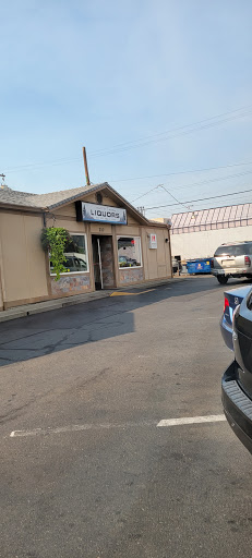 Liquor Store «Grants Pass Liquor Stores», reviews and photos, 210 SE 8th St, Grants Pass, OR 97526, USA