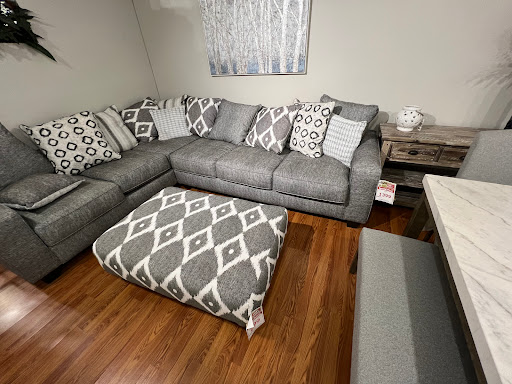 Furniture Store «Brown Squirrel Furniture», reviews and photos, 9901 Sherrill Blvd, Knoxville, TN 37932, USA