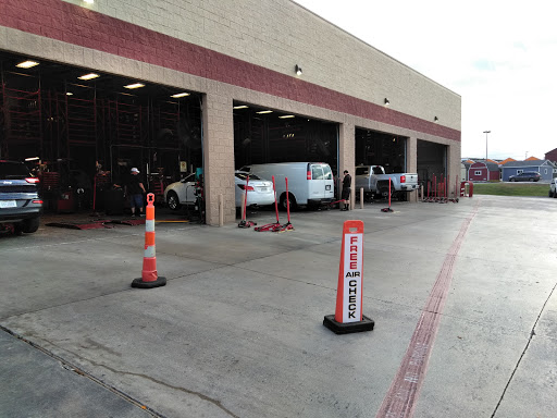 Tire Shop «Discount Tire Store - New Braunfels, TX», reviews and photos, 1312 Interstate 35 Frontage Rd, New Braunfels, TX 78130, USA