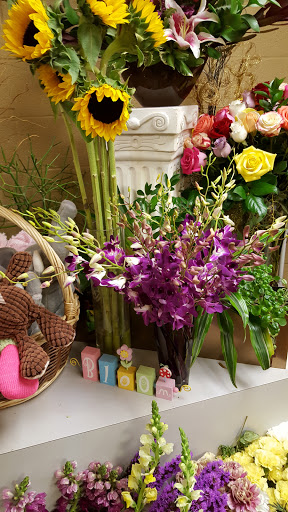 Florist «Blossoms Florist», reviews and photos, 913 N Peak St, Dallas, TX 75204, USA