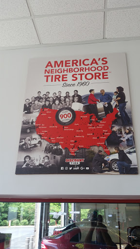 Tire Shop «Discount Tire Store - Atlanta, GA», reviews and photos, 2717 Spring Rd SE, Smyrna, GA 30080, USA