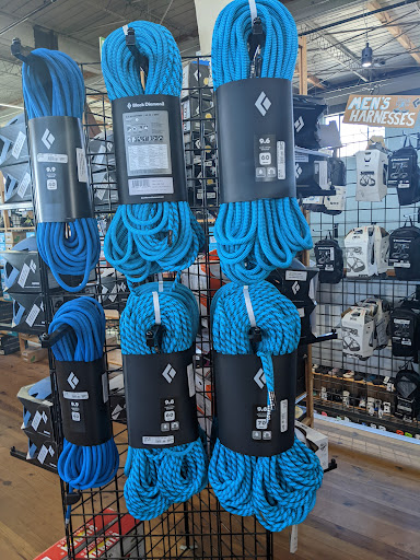 Sporting Goods Store «Sports Basement Berkeley», reviews and photos, 2727 Milvia St, Berkeley, CA 94703, USA