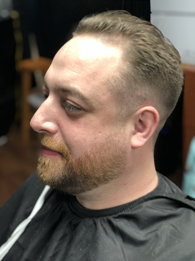 Barber Shop «Famous Razor Barber Shop», reviews and photos, 5 Trading Post Way, Medford Lakes, NJ 08055, USA