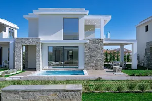 Thalassa & Thalassa Prive Residential Complex - Costa Ofrynio Booking image