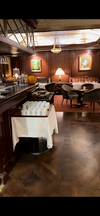 Photos des visiteurs du Restaurant servant le petit-déjeuner Hôtel Napoléon à Paris - n°7