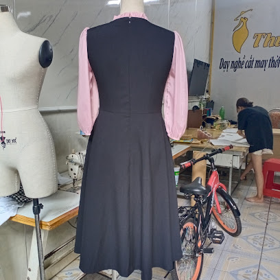 Tiệm sửa quần áo váy đầm TP Nam Định