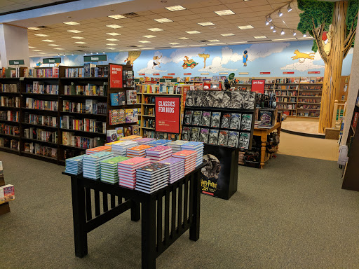 Book Store «Barnes & Noble», reviews and photos, 31325 Pacific Hwy S, Federal Way, WA 98003, USA