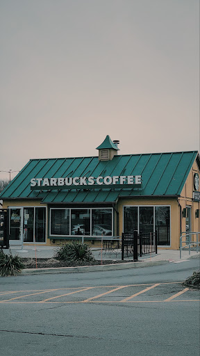 Coffee Shop «Starbucks», reviews and photos, 538 Boston Post Rd, Orange, CT 06477, USA