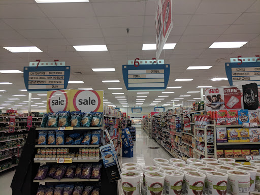 Grocery Store «Winn-Dixie», reviews and photos, 4701 Center Point Rd, Pinson, AL 35126, USA