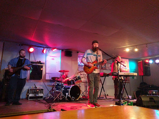 Bar «The Liquor Hole», reviews and photos, 7237 State Park Rd, Spring Grove, IL 60081, USA