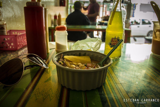 Opiniones de Cevichochos el Pila en Otavalo - Restaurante