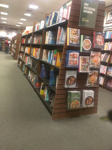 Book Store «Barnes & Noble», reviews and photos, 894 Marsh St, San Luis Obispo, CA 93401, USA