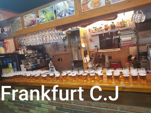 Información y opiniones sobre Frankfurt C.J de Sort