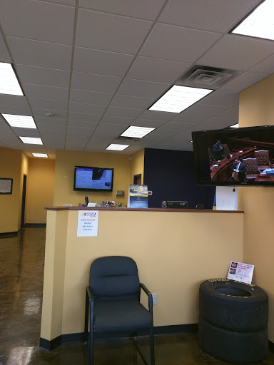 Auto Repair Shop «Great River Tire & Service», reviews and photos, 204 Mulberry Ave, Muscatine, IA 52761, USA