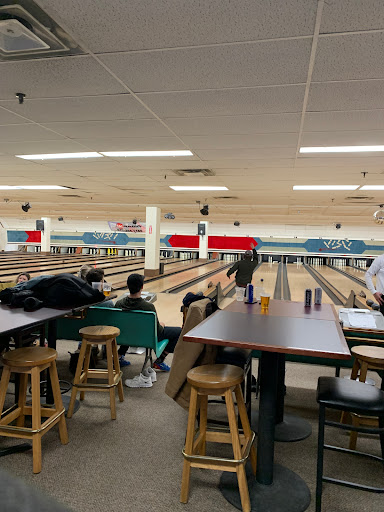 Bowling Alley «Boston Candlepin», reviews and photos, 543 E Broadway, Boston, MA 02127, USA