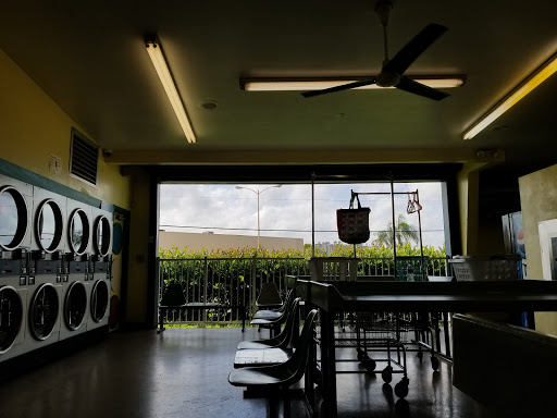 Laundromat «Laundromart North Fort Myers», reviews and photos, 216 Pondella Rd, North Fort Myers, FL 33903, USA