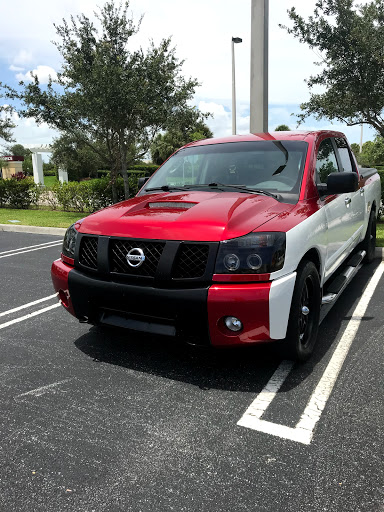 Auto Body Shop «Lakeshore Body», reviews and photos, 4264 Westroads Dr, West Palm Beach, FL 33407, USA