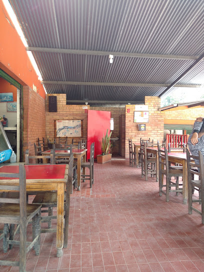 Restaurante Puerto Araujo, San Bernardino Xxv Urbano, Bosa