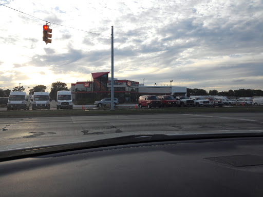 Used Car Dealer «Price Right Cars», reviews and photos, 35235 Mound Rd, Sterling Heights, MI 48310, USA