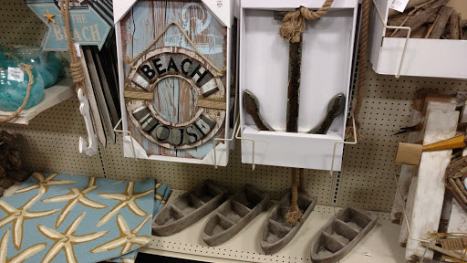 Home Goods Store «At Home», reviews and photos, 4641 Lafayette Rd, Indianapolis, IN 46254, USA