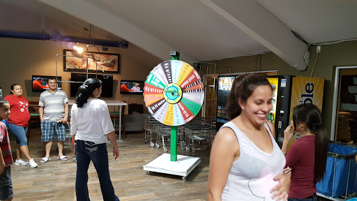 Laundromat «Laundry World», reviews and photos, 500 W 29th St, Hialeah, FL 33012, USA