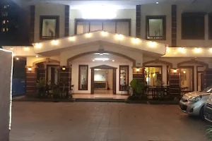 Hotel Grand Sumatera Surabaya image