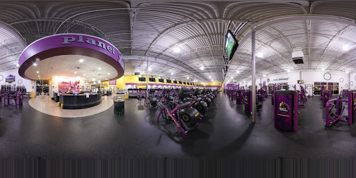 Gym «Planet Fitness - Meriden, CT», reviews and photos, 454 S Broad St, Meriden, CT 06450, USA