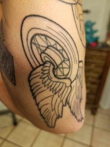 Tattoo Shop «Fast Lane Tattoo (Oracle Rd.)», reviews and photos, 3801 N Oracle Rd, Tucson, AZ 85705, USA