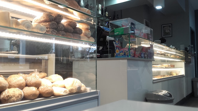 Avaliações doPassagem Crucial - Confeitaria e Pão Quente em Matosinhos - Cafeteria
