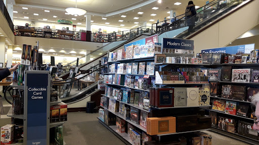 Book Store «Barnes & Noble», reviews and photos, 91 Old Country Rd, Carle Place, NY 11514, USA