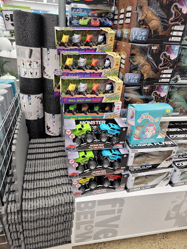 Variety Store «Five Below», reviews and photos, 4801 McKnight Rd, Pittsburgh, PA 15237, USA