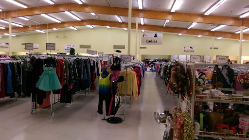 Thrift Store «MAJ-R Thrift & Discount», reviews and photos, 7506 Raytown Rd, Raytown, MO 64138, USA