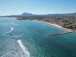 Playa de la Almadraba'in fotoğrafı imkanlar alanı