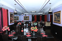 Atmosphère du Restaurant indien COFFEE BHARATH RESTAURANT à Clichy - n°4