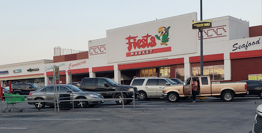 Grocery Store «Fiesta Mart Inc», reviews and photos, 275 NE 28th St, Ft Worth, TX 76106, USA