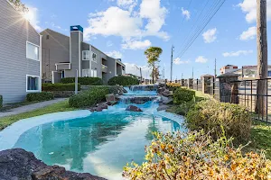 Silver Springs Apartments image