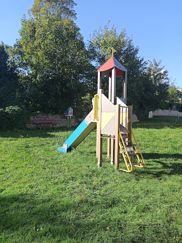Parc de jeux pour enfants à Pont-Hébert