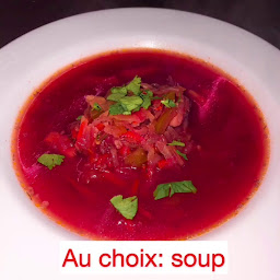 Photo n°12 de La Place Rouge à Lure ()