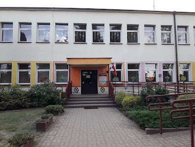 Publiczne Przedszkole Nr 1 w Zwoleniu Tadeusza Kościuszki 11, 26-700 Zwoleń, Polska