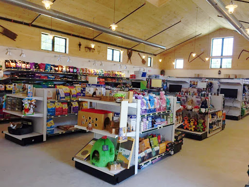 Pet Supply Store «Essex County Co-Op», reviews and photos, 146 S Main St, Topsfield, MA 01983, USA