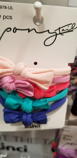 Hair Salon «Ulta Beauty», reviews and photos, 4036 Factoria Square Mall SE, Bellevue, WA 98006, USA