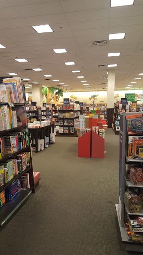 Book Store «Barnes & Noble», reviews and photos, 13719 W Bell Rd, Surprise, AZ 85374, USA