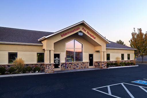 Intermountain Pet Hospital, Overland image