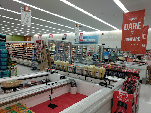 Supermarket «Hy-Vee», reviews and photos, 910 N Jefferson Way, Indianola, IA 50125, USA