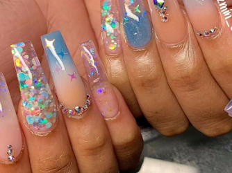 Kim's Klassy Nails