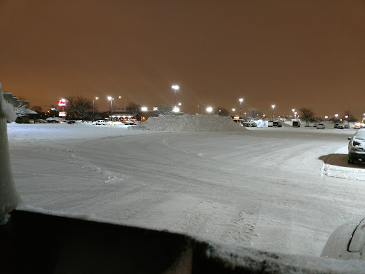 Shopping Mall «Rivercrest Shopping Center», reviews and photos, 13120 Rivercrest Dr, Crestwood, IL 60445, USA