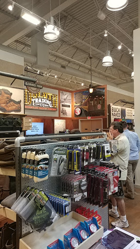 Clothing Store «Duluth Trading Company», reviews and photos, 252 57th Ave NE, Fridley, MN 55432, USA