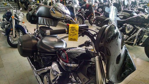 Used Motorcycle Dealer «Monster Powersports», reviews and photos, 315 N Rand Rd, Wauconda, IL 60084, USA